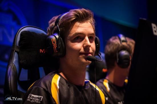 无畏契约新手指南：掌握初始五大英雄的选择与技巧